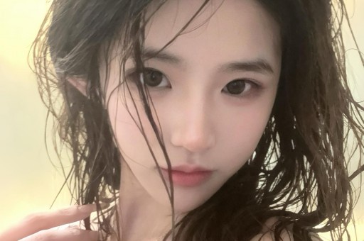 孟美岐“每天只睡半小时”人设翻车？深扒内娱明星的“努力陷阱”与舆论围剿