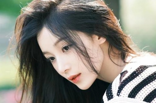 炸裂!瞒不住了!4000万粉白冰翻车谢霆锋被坑得很惨 炸裂!瞒不住了!4000万粉白冰翻车谢霆锋被坑得很惨